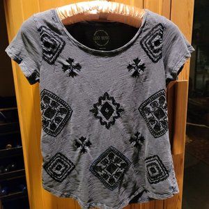 Lucky Brand t-shirt